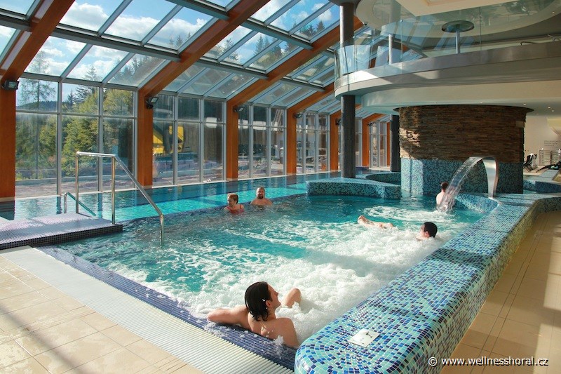 Termální bazény Wellness hotel Horal